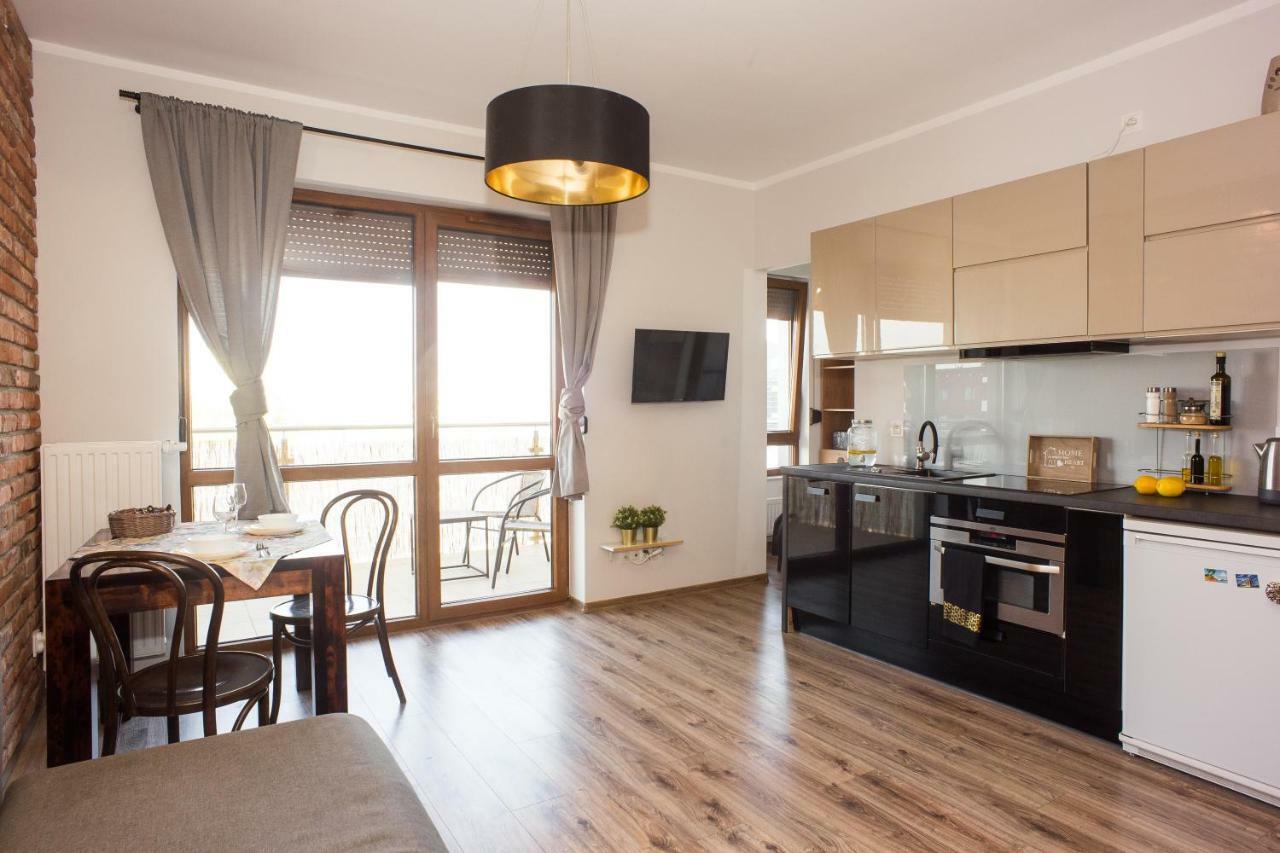 Atrium Apartment Z Garazem Torun Exterior photo